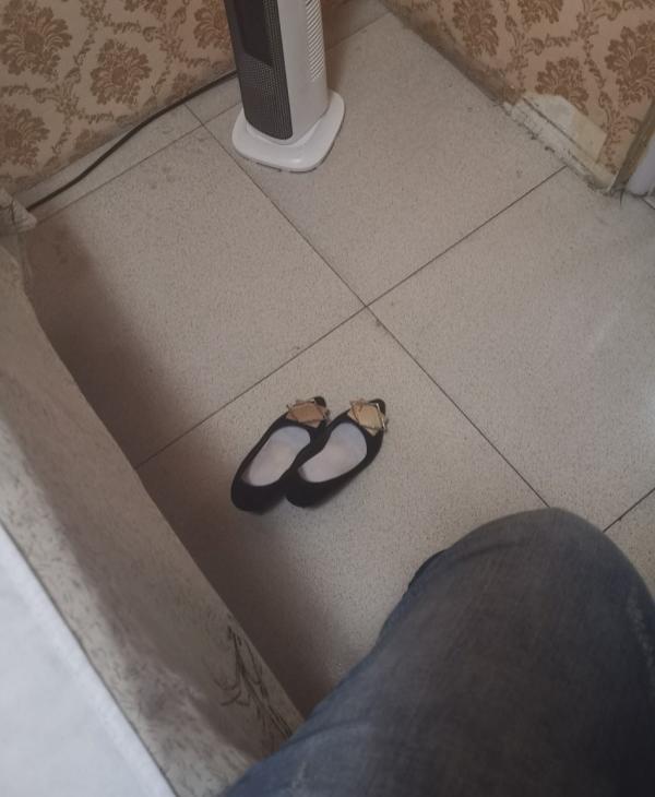 眼镜姐家素素