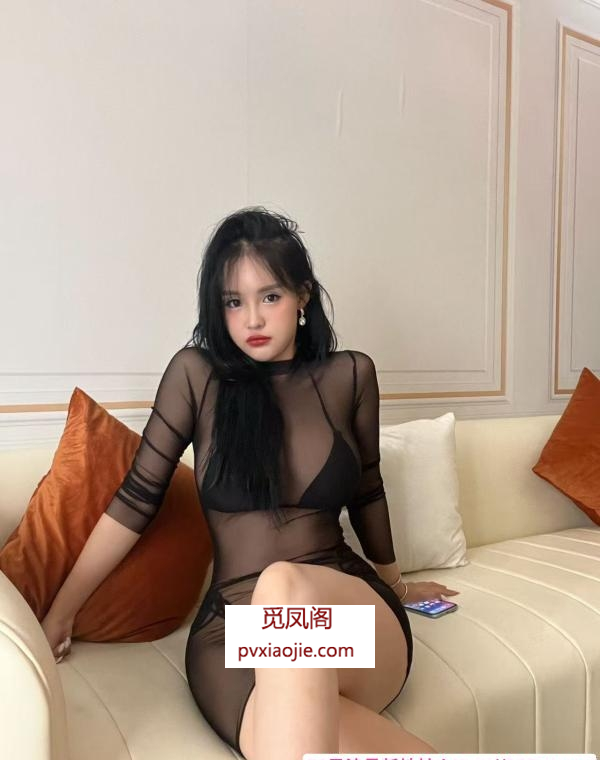 美臀妹子宝贝敏